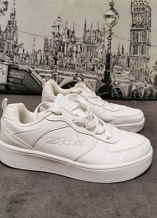 Кроссовки 36 размер