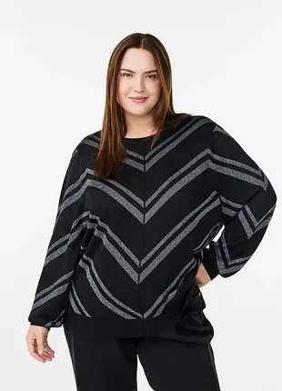 Светирок большого размера,60-62🖤🖤🖤🔥