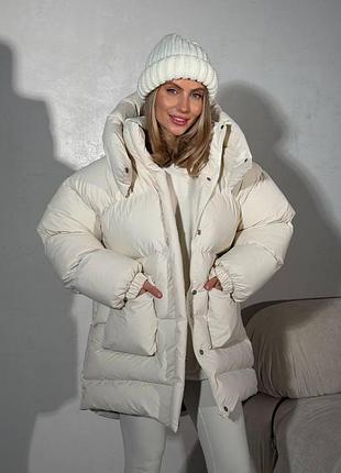 Дутый пуховик пуфер с капюшоном