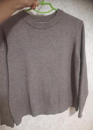 Свитер красивый цвет