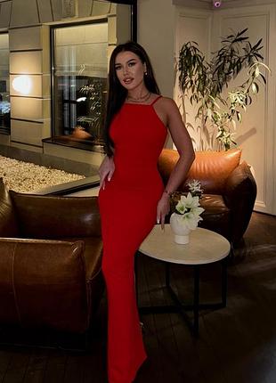 Вечірня сукня максі українського бренду червоного кольору