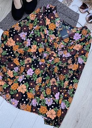 Нова блуза m блуза приталена красива блуза в квітковий принт з об’ємними рукавами