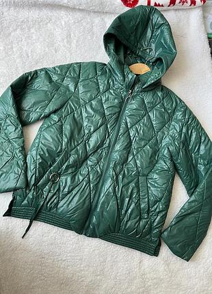 Осіння- весняна курточка жіноча