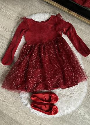 Нарядний образ на дівчинку 5-6 років