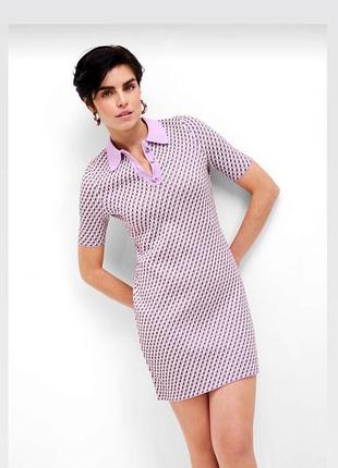 Стильна сукня поло