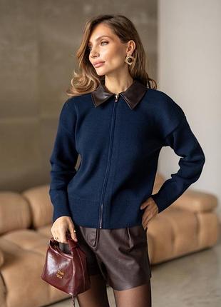 Теплый кардиган на молнии с воротником шерсть