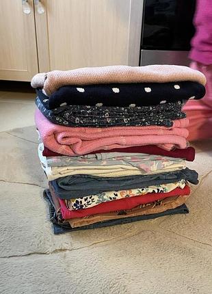 Продам лот речей на дівчинку 3-4 роки, по бірках від 98 по 110 розмір, одяг на дівчинку