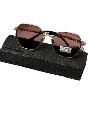 Роскошные женские очки в золотистом цвете