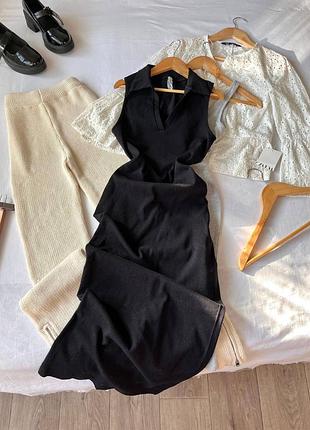 Черное платье макси резинка в рубчик с воротником