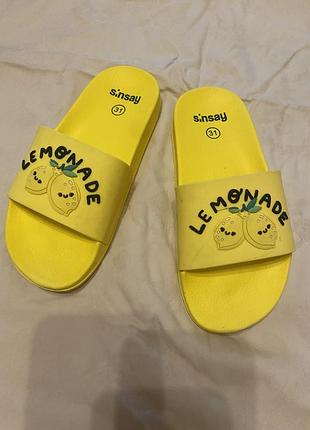 Шльопанці для хлопчика