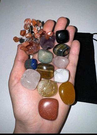 Подарочный набор из 12 камней и дерева счастья в мешочке