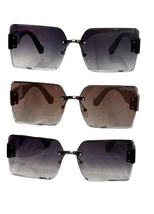 Женские квадратные очки с логотипом