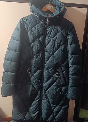 Куртка пальто женское зимнее темно зеленого цвета, состояние отличный