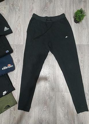 Спортивні штани nike