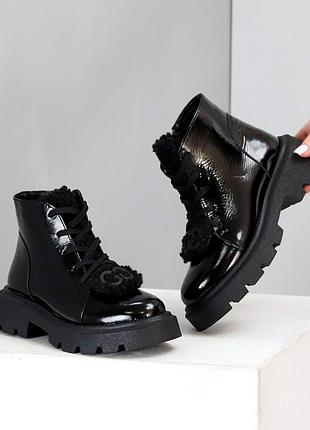 Стильні жіночі зимові черевики