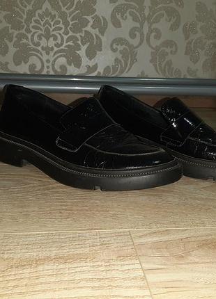 Женские туфли