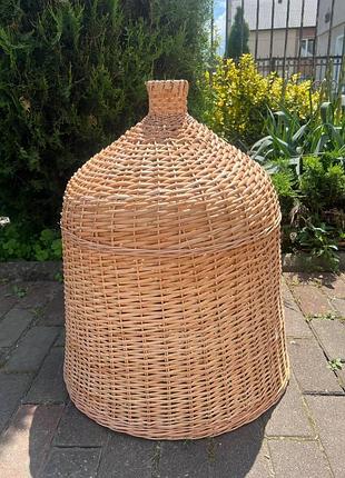 Плетена люстра з лози