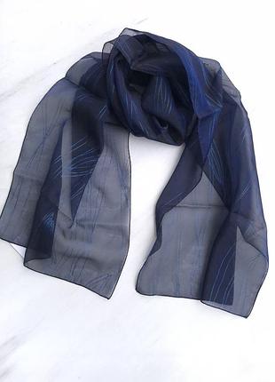 Жіночий шарф літо-весна-осінь абстрактний принт 158х34 см темно-синій