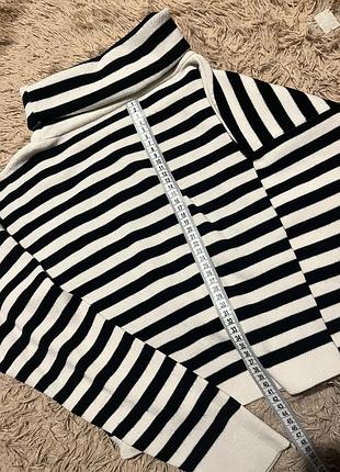 Светр в полоску