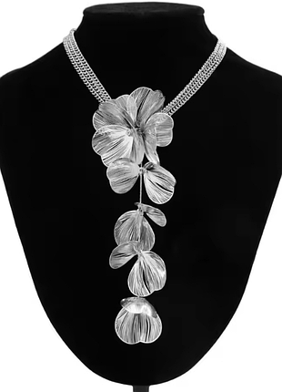 Прикраса квіткова ніжність