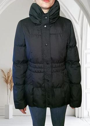 Пуховик жіночий vero moda s куртка пуховик чорний приталений стьобаний з коміром без капюшона без хутра натуральний пух перо