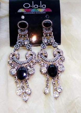 Очень красивые серьги для дополнения вашего образа