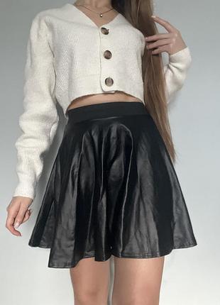 Шкіряна міні спідничка