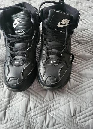 Зимові черевики nike для підлітка, юніора,школяра