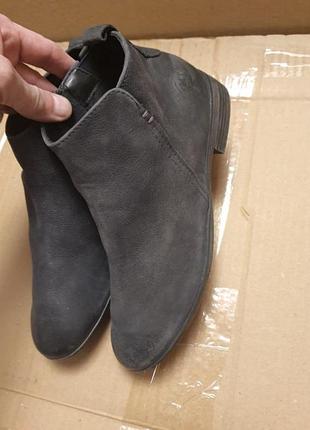 Новые кожаные утепленные ботинки marco tozzi . качественная мягкая натуральная кожа.