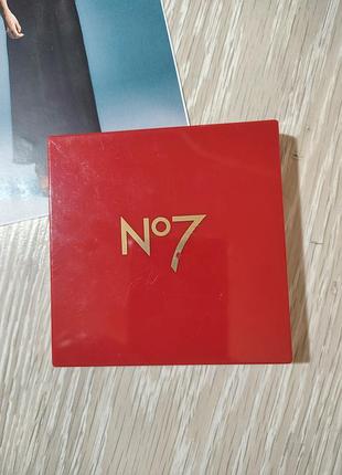 Палетка тени для век и губ 8 цветов