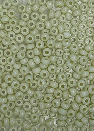 03252 чеський бісер preciosa 10 грам керамічний оливковий світлий