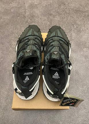 Nike acg mountain gore-tex black white fly low 8