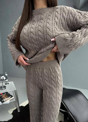 Женский теплый вязаный трикотажный брючный костюм мокко кофейный