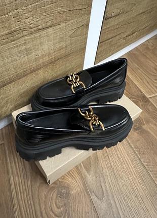 Жіночі лофери