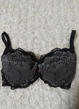Бюстгальтер kleo 75 d черный ажурный с вкладными подушечками