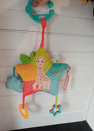 Развивающая подвеска на коляску с жирафкой софи sophie la girafe star activities