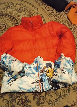 Продам курточку девушкам маглер