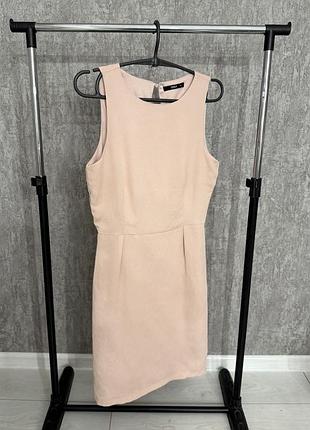 Коротка сукня