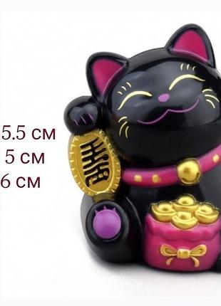 Манеки неко на солнечной батарейке черный – японский кот удачи с двигающейся лапкой