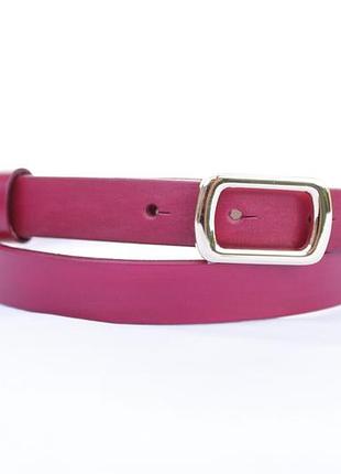 Женский узкий кожаный ремень бордовый