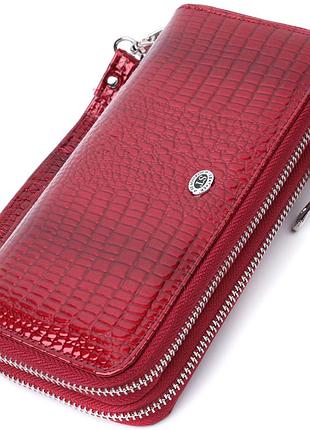 Фактурный клатч на два отделения из лакированной натуральной кожи st leather 22692 красный
