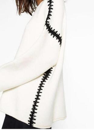 Свитер свободного кроя