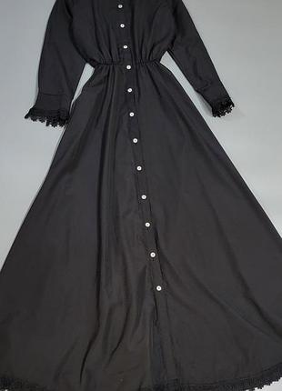 Платье длинное черное с кружевом