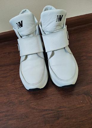 Ботинки белые деми на байке 36,5