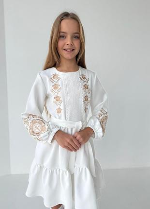 Святкова сукня для дівчинки