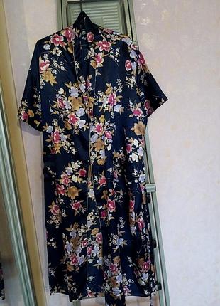 Халат на запах и два кармана