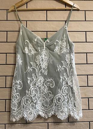 Фірмова майка в мереживо