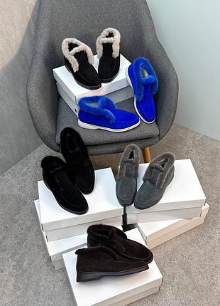 Стильні замшеві черевики лоро з хутром норки