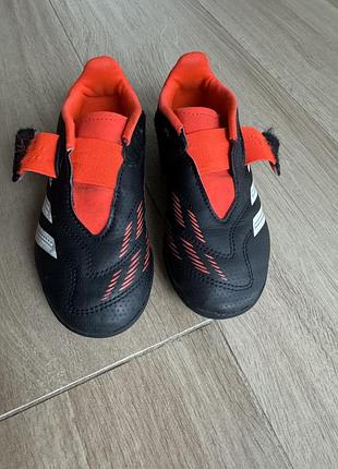 Сороконіжки adidas 30 розмір