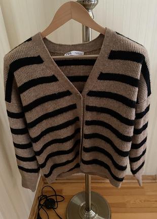 Светр zara s розмір